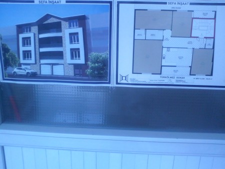 3 daireden oluşmakta olup daire boyutu 165m2dir.